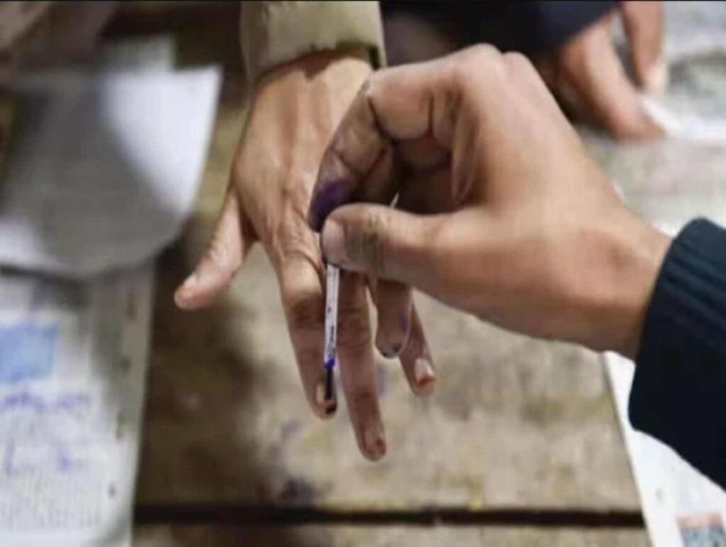 LOKSABHA GENERAL ELECTION 2024: उत्तराखंड में हुआ 53.56% मतदान