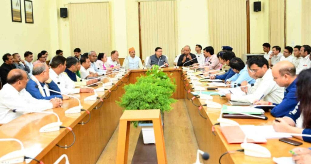 जनप्रतिनिधियों के सुझावों से होता है सुनियोजित विकासः मुख्यमंत्री