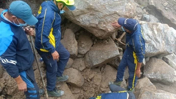 SDRF व उत्तराखंड पुलिस ने ड्रोन की मदद से चलाया सर्च ऑपरेशन