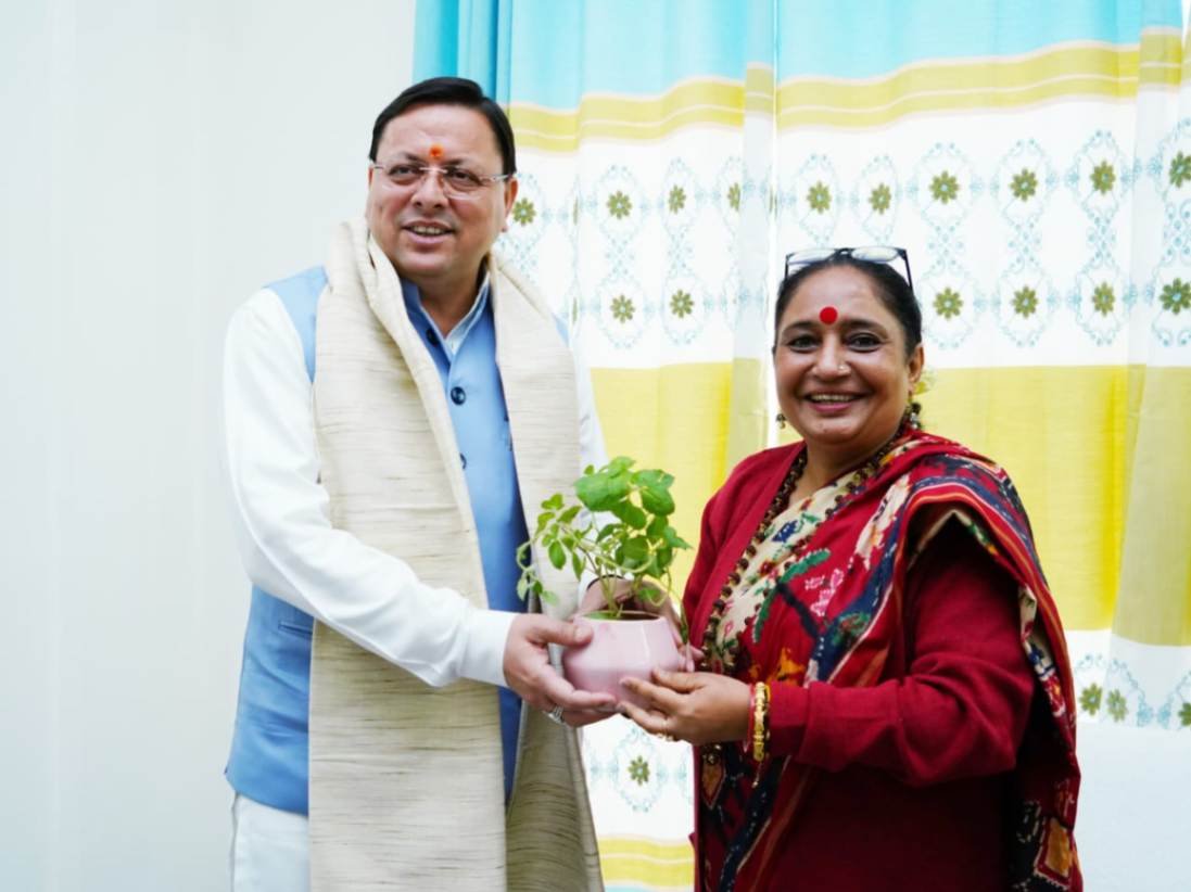 मुख्यमंत्री धामी गैरसैंण ( भराड़ीसैंण).