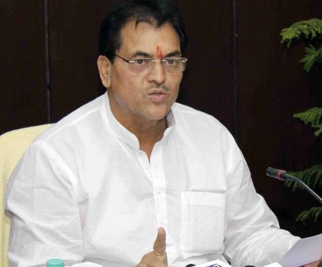 केदारनाथ समेत सभी हेलिकॉप्टर सेवा में लगेगा पांच प्रतिशत जीएसटी केदारनाथ समेत सभी हेलिकॉप्टर सेवा में लगेगा पांच प्रतिशत जीएसटी