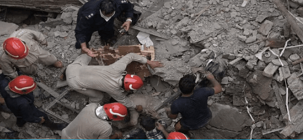 करोल बाग हादसा में चार की मौत, 14 लोग घायल; दिल्ली सरकार मृतकों के परिजनों को देगी 10-10 लाख रुपये करोल बाग हादसा में चार की मौत, 14 लोग घायल; दिल्ली सरकार मृतकों के परिजनों को देगी 10-10 लाख रुपये