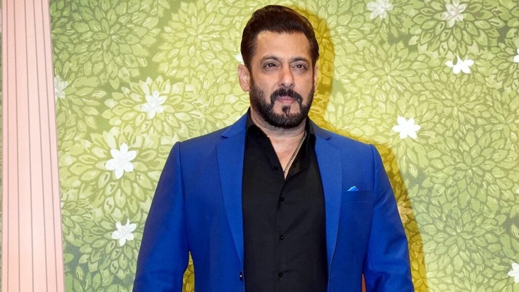 सलमान खान ने कथित अमेरिकी दौरे के संबंध में आधिकारिक बयान जारी किया, अपने नाम के ‘धोखाधड़ीपूर्ण उपयोग’ के खिलाफ कानूनी कार्रवाई की चेतावनी दी | बॉलीवुड