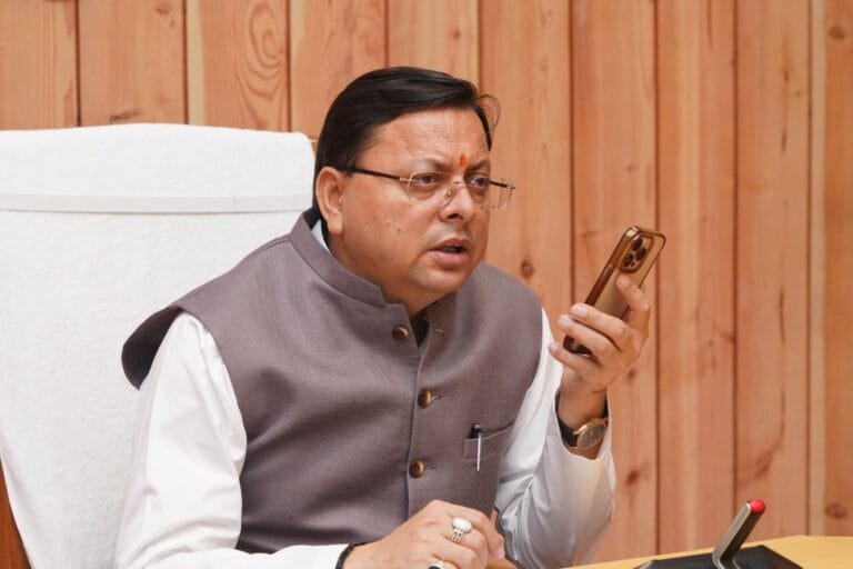 केदारनाथ धाम के मार्गों को ठीक करने एवं यात्रियों की सुरक्षा और भी पुख्ता करने की दिशा में जारी किए 30 करोड़ रूपए केदारनाथ धाम के मार्गों को ठीक करने एवं यात्रियों की सुरक्षा और भी पुख्ता करने की दिशा में जारी किए 30 करोड़ रूपए