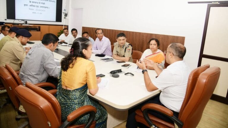 यातायात व्यवस्था में सुधार के लिए सभी जनपदों में सहायता करें यातायात निदेशालयः शैलेश बगोली यातायात व्यवस्था में सुधार के लिए सभी जनपदों में सहायता करें यातायात निदेशालयः शैलेश बगोली