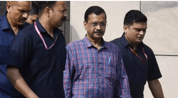 केजरीवाल ने हरियाणा चुनाव को लेकर की बैठक, दिया जीत का मंत्र केजरीवाल ने हरियाणा चुनाव को लेकर की बैठक, दिया जीत का मंत्र