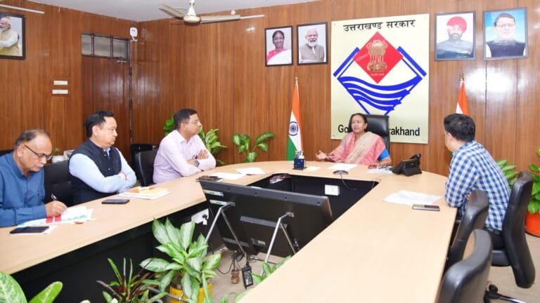 मुख्य सचिव ने ब्रिडकुल को रोपवे विकास के लिए नोडल एजेंसी बनाए जाने के निर्देश दिए मुख्य सचिव ने ब्रिडकुल को रोपवे विकास के लिए नोडल एजेंसी बनाए जाने के निर्देश दिए