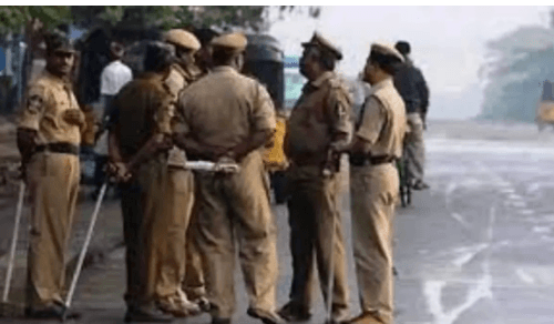 छत्तीसगढ़ के हसदेव अरण्य क्षेत्र में तीर-धनुष से पुलिस पर हमला, 13 जख्मी; पेड़ों की कटाई को लेकर हुआ विवाद