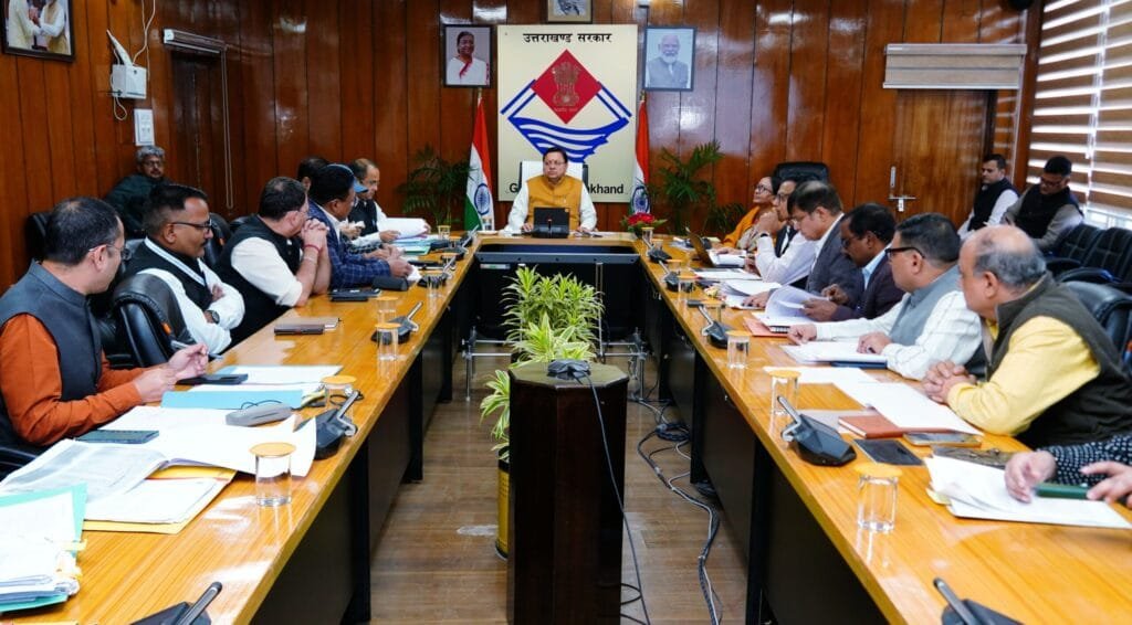 सौंग बांध पेयजल परियोजना पर कार्य शुरू करने के लिए विस्थापन की कार्यवाही जल्द की जाएः सीएम सौंग बांध पेयजल परियोजना पर कार्य शुरू करने के लिए विस्थापन की कार्यवाही जल्द की जाएः सीएम