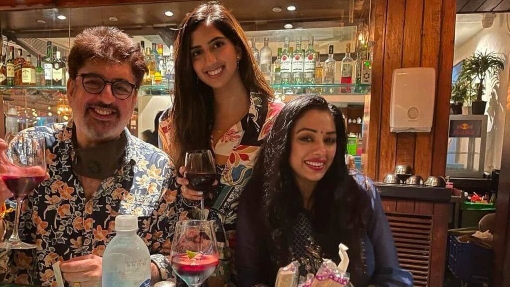 रूपाली गांगुली की सौतेली बेटी ईशा वर्मा ने उनके ‘क्रूर’ ₹50 करोड़ के मानहानि मुकदमे की आलोचना की: ‘सच बोलने की सजा दी गई’