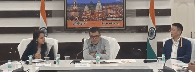 केंद्रीय मंत्री ने आकांक्षी जिले के रूप में हरिद्वार में क्रियान्वित की जा रही योजनाओं की समीक्षा की केंद्रीय मंत्री ने आकांक्षी जिले के रूप में हरिद्वार में क्रियान्वित की जा रही योजनाओं की समीक्षा की