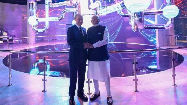पुतिन ने फिर की भारत की तारीफ, विश्व नेताओं से इस श्रेणी में मान्यता देने का आग्रह | पढ़ना पुतिन ने फिर की भारत की तारीफ, विश्व नेताओं से इस श्रेणी में मान्यता देने का आग्रह | पढ़ना