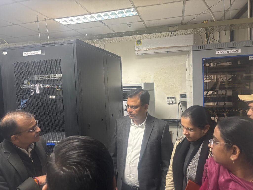 सचिवालय परिसर स्थित डाटा सेंटर में नियर डिजास्टर रिकवरी साइट का शुभारम्भ सचिवालय परिसर स्थित डाटा सेंटर में नियर डिजास्टर रिकवरी साइट का शुभारम्भ