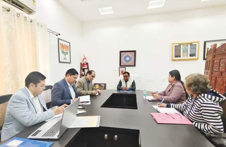 मेडिकल कॉलेजों के संचालन को बनेगी एसओपीः डॉ धन सिंह रावत मेडिकल कॉलेजों के संचालन को बनेगी एसओपीः डॉ धन सिंह रावत