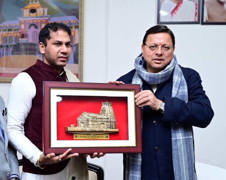 मुख्यमंत्री से जर्मनी के संसद सदस्य राहुल कुमार कंबोज ने भेंट की मुख्यमंत्री से जर्मनी के संसद सदस्य राहुल कुमार कंबोज ने भेंट की