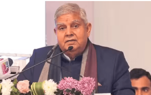 ‘देश में और बाहर कुछ ऐसी ताकतें हैं जो भारत की प्रगति को पचा नहीं पा रही: उपराष्ट्रपति धनखड़ ‘देश में और बाहर कुछ ऐसी ताकतें हैं जो भारत की प्रगति को पचा नहीं पा रही: उपराष्ट्रपति धनखड़