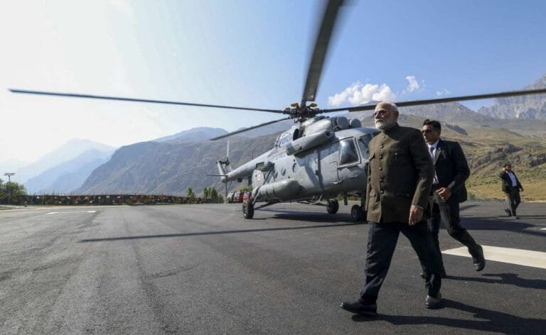 ‘भारत सिर्फ एक सहयोगी था, इससे ज्यादा कुछ नहीं…’: पीएम मोदी के विजय दिवस पोस्ट पर भड़के बांग्लादेशी राजनेता ‘भारत सिर्फ एक सहयोगी था, इससे ज्यादा कुछ नहीं…’: पीएम मोदी के विजय दिवस पोस्ट पर भड़के बांग्लादेशी राजनेता