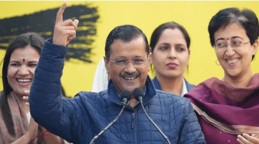 नई दिल्ली सीट से ही चुनाव लड़ेंगे केजरीवाल, पूर्व सीएम ने किया एलान; मुख्यमंत्री आतिशी की सीट भी हुई कन्फर्म नई दिल्ली सीट से ही चुनाव लड़ेंगे केजरीवाल, पूर्व सीएम ने किया एलान; मुख्यमंत्री आतिशी की सीट भी हुई कन्फर्म