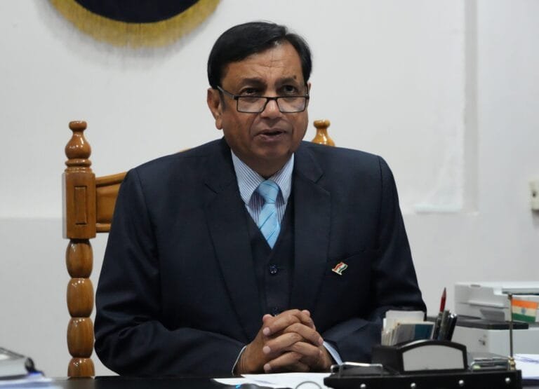 राज्य निर्वाचन आयुक्त ने नगर निकाय चुनाव तैयारियों की समीक्षा की राज्य निर्वाचन आयुक्त ने नगर निकाय चुनाव तैयारियों की समीक्षा की