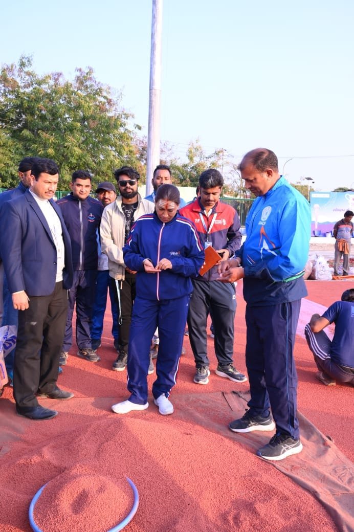 सिंथेटिक ट्रैक अब बन गया है स्मार्ट ट्रैकः रेखा आर्या सिंथेटिक ट्रैक अब बन गया है स्मार्ट ट्रैकः रेखा आर्या