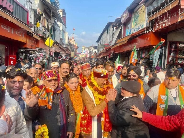 उत्तराखंड में 11 में से 10 नगरनिगमों में मेयर पद पर भाजपा प्रत्याशी जीत उत्तराखंड में 11 में से 10 नगरनिगमों में मेयर पद पर भाजपा प्रत्याशी जीत