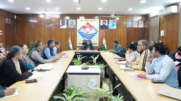 कार्यस्थल पर यौन उत्पीड़न संबंधी शिकायतों में आन्तरिक परिवाद समितियों गठन के मामले में विभागों से रिपोर्ट तलब की कार्यस्थल पर यौन उत्पीड़न संबंधी शिकायतों में आन्तरिक परिवाद समितियों गठन के मामले में विभागों से रिपोर्ट तलब की