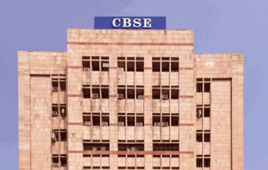 नियमों का उल्लंघन करने वाले 29 स्कूलों को सीबीएसई ने जारी किया नोटिस नियमों का उल्लंघन करने वाले 29 स्कूलों को सीबीएसई ने जारी किया नोटिस