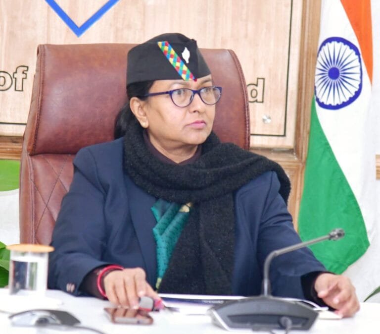 मुख्य सचिव राधा रतूड़ी की अध्यक्षता में हुई सचिव समिति की बैठक मुख्य सचिव राधा रतूड़ी की अध्यक्षता में हुई सचिव समिति की बैठक