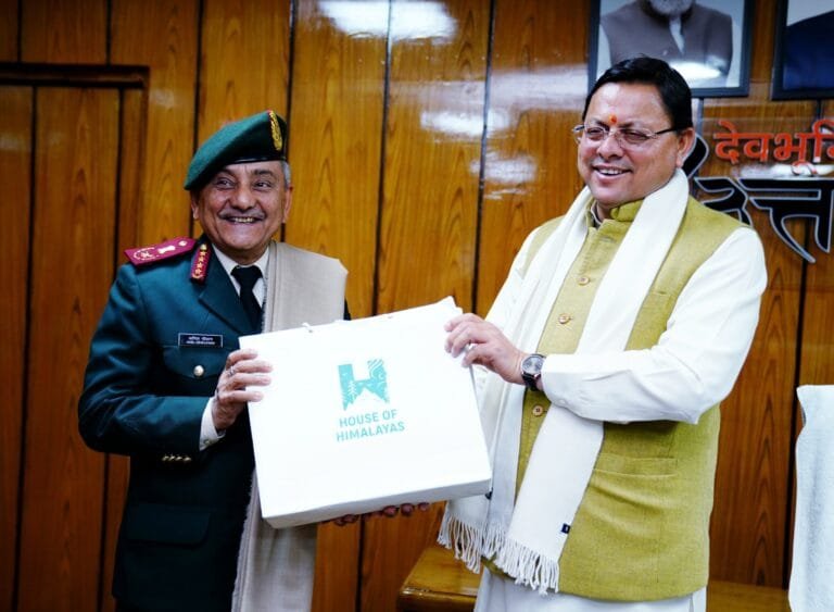 सीडीएस जनरल अनिल चौहान ने की सीएम धामी से भेंट सीडीएस जनरल अनिल चौहान ने की सीएम धामी से भेंट