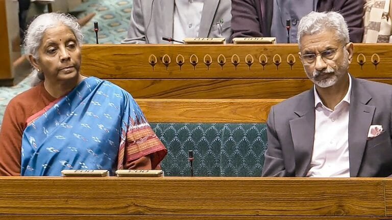 बजट 2025: मालदीव के लिए भारत की विदेशी सहायता बढ़ जाती है, यह पड़ोसी शीर्ष स्थान को बरकरार रखता है बजट 2025: मालदीव के लिए भारत की विदेशी सहायता बढ़ जाती है, यह पड़ोसी शीर्ष स्थान को बरकरार रखता है
