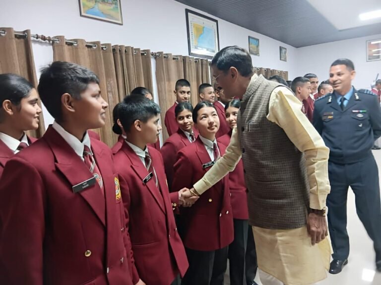 रक्षा राज्य मंत्री संजय सेठ ने किया सैनिक स्कूल घोड़ाखाल का दौरा रक्षा राज्य मंत्री संजय सेठ ने किया सैनिक स्कूल घोड़ाखाल का दौरा