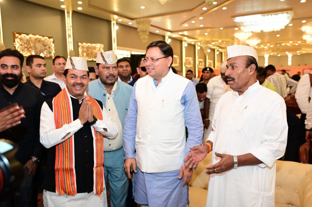प्रधानमंत्री की नीतियों से तीस करोड़ लोग गरीबी रेखा से बाहर निकलेः मुख्यमंत्री प्रधानमंत्री की नीतियों से तीस करोड़ लोग गरीबी रेखा से बाहर निकलेः मुख्यमंत्री