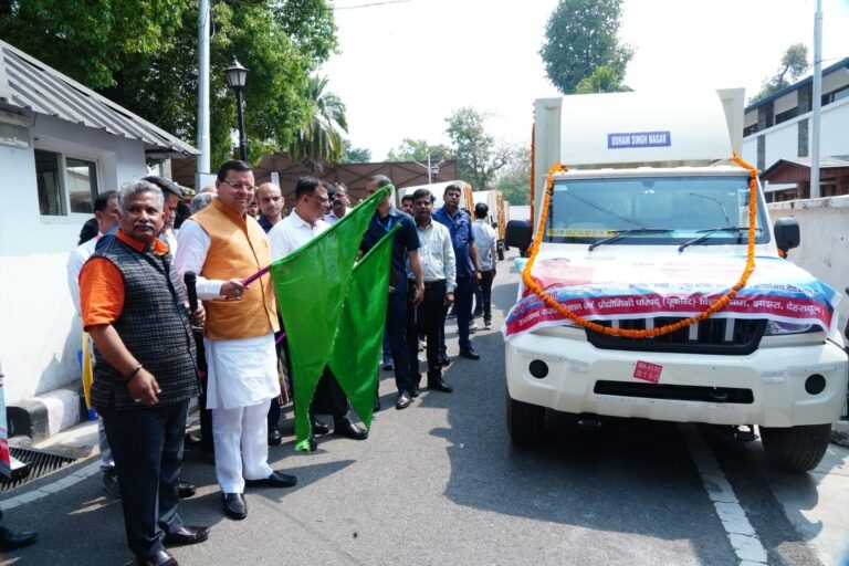 लैब ऑन व्हील्स-मोबाइल साइंस लैब परियोजना के द्वितीय चरण का मुख्यमंत्री ने किया शुभारंभ लैब ऑन व्हील्स-मोबाइल साइंस लैब परियोजना के द्वितीय चरण का मुख्यमंत्री ने किया शुभारंभ