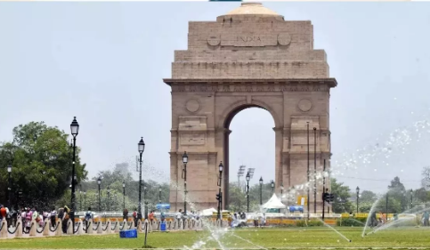 गर्मी ने बीते 15 साल में दूसरी बार बनाया रिकॉर्ड, अप्रैल में ‘लू’ ने मचाया तांडव गर्मी ने बीते 15 साल में दूसरी बार बनाया रिकॉर्ड, अप्रैल में ‘लू’ ने मचाया तांडव