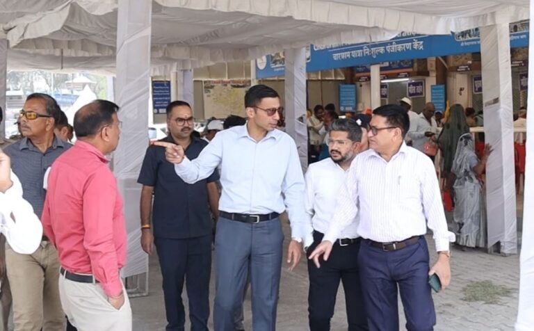 सीएम के सख्त निर्देश, यात्रियों को समय पर गंतव्य स्थलों तक पंहुचाया जाए सीएम के सख्त निर्देश, यात्रियों को समय पर गंतव्य स्थलों तक पंहुचाया जाए