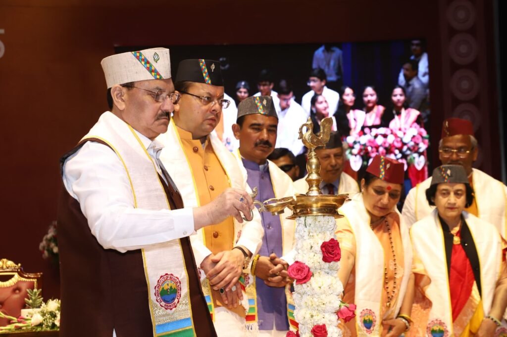 मानवता के उत्थान में चिकित्सकों की अहम भूमिकाः केंद्रीय स्वास्थ्य मंत्री