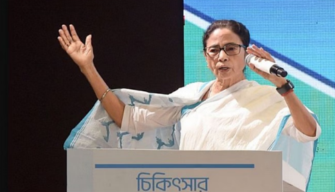 CM ममता बनर्जी की दंगाइयों को चेतावनी-कोई भी हों, कानून अपने हाथ में न लें CM ममता बनर्जी की दंगाइयों को चेतावनी-कोई भी हों, कानून अपने हाथ में न लें