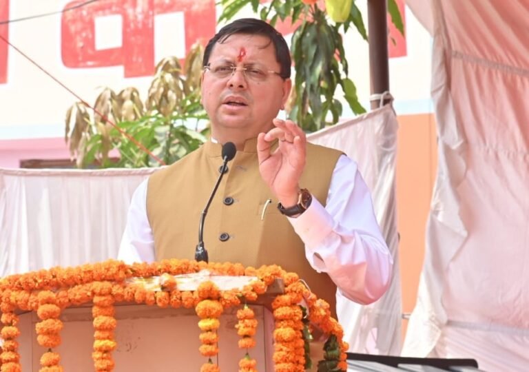 यात्रियों की सुरक्षा हमारी सर्वाेच्च प्राथमिकता: CM यात्रियों की सुरक्षा हमारी सर्वाेच्च प्राथमिकता: CM
