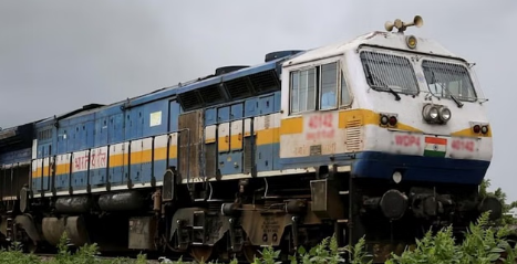 वरिष्ठ नागरिकों की रियायत वापस लेकर 5 साल में 8913 करोड़ रुपये की अतिरिक्त कमाई, आरटीआई से खुलासा वरिष्ठ नागरिकों की रियायत वापस लेकर 5 साल में 8913 करोड़ रुपये की अतिरिक्त कमाई, आरटीआई से खुलासा