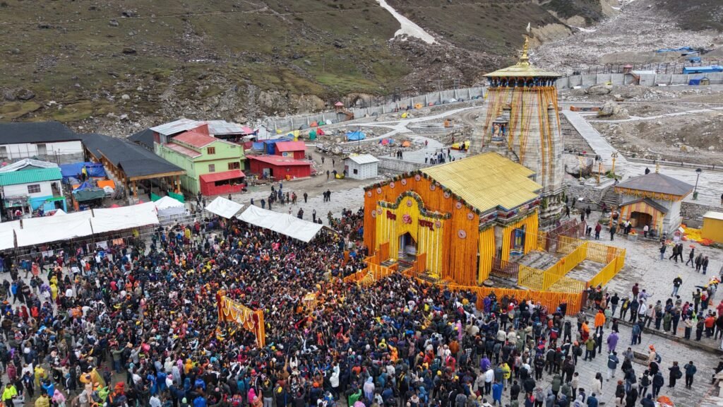 भगवान केदारनाथ की पंचमुखी उत्सव डोली पहुंची केदारनाथ धाम