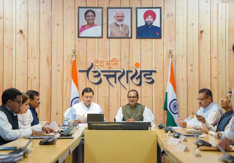 कृषि उत्पादन बढ़ाने और ग्रामीण विकास के लिए केंद्रीय मंत्री ने की उत्तराखंड की सराहना कृषि उत्पादन बढ़ाने और ग्रामीण विकास के लिए केंद्रीय मंत्री ने की उत्तराखंड की सराहना