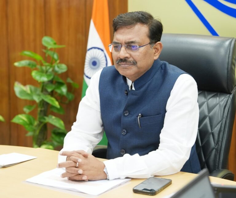मुख्य सचिव ने जिला अस्पतालों में मैनपावर, उपकरण एवं आधारभूत चिकित्सा सुविधाएं सुनिश्चित करने के निर्देश दिए मुख्य सचिव ने जिला अस्पतालों में मैनपावर, उपकरण एवं आधारभूत चिकित्सा सुविधाएं सुनिश्चित करने के निर्देश दिए