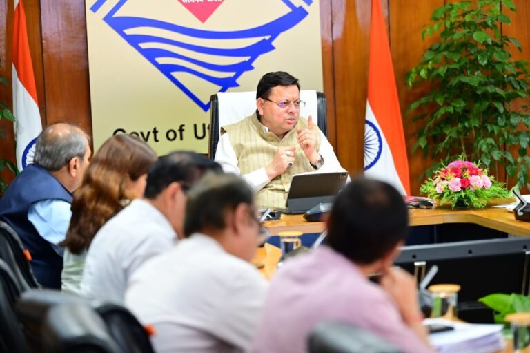 रिवर्स पलायन कर चुके लोगों को मिलेगा प्लेटफॉर्म, महिलाओं की भागीदारी से राज्य बनेगा श्रेष्ठः सीएम रिवर्स पलायन कर चुके लोगों को मिलेगा प्लेटफॉर्म, महिलाओं की भागीदारी से राज्य बनेगा श्रेष्ठः सीएम