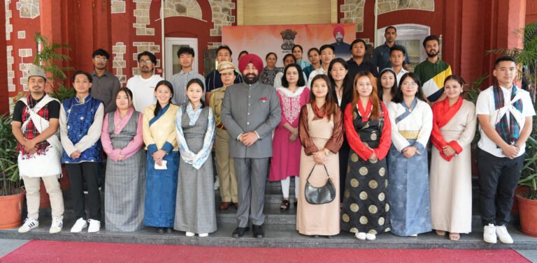 राजभवन में मनाया गया सिक्किम राज्य का स्थापना दिवस राजभवन में मनाया गया सिक्किम राज्य का स्थापना दिवस