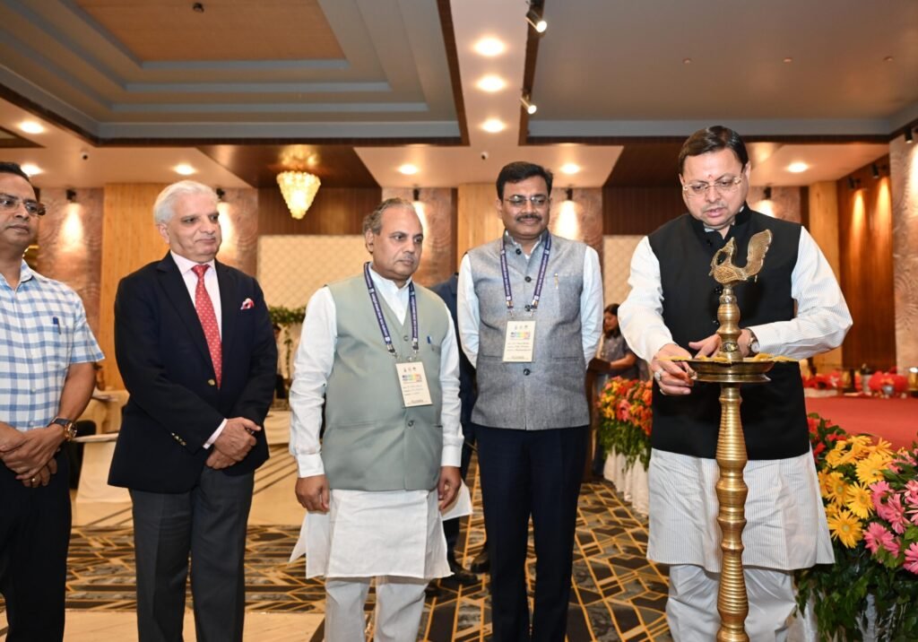 आपदा मित्र योजना की तर्ज पर प्रारंभ होगी आपदा सखी योजनाः मुख्यमंत्री आपदा मित्र योजना की तर्ज पर प्रारंभ होगी आपदा सखी योजनाः मुख्यमंत्री
