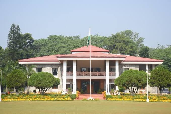 राज्यपाल-राजभवन